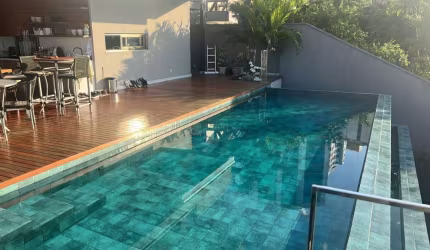 Casa a venda no horto florestal com 4 suites pidcina e área gourmet