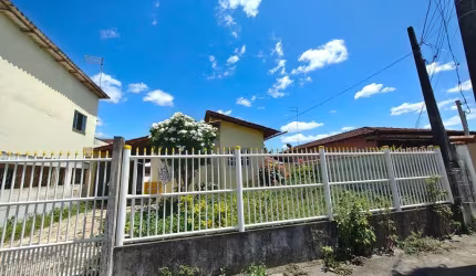 Imperdível: Casa à venda em Serramar, Serra-ES, 3 quartos, 1 sala, 3 banheiros, 3 vagas de garagem, 150m² de área.