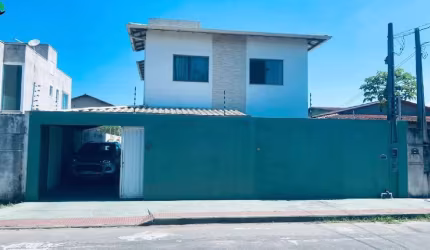 Imperdível oportunidade de adquirir casa ampla e moderna em Serramar, Serra-ES: 3 quartos, 1 suíte, 3 salas, 3 banheiros, 4 vagas de garagem, 190m² de área.