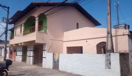 Casa com 2 quartos à venda na Serramar, Serra , 200 m2 por R$ 550.000