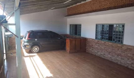 Casa para vendQSE 14 – Imóvel c/2 casas – ótima localização! Taguatinga Sul - Brasília - DF