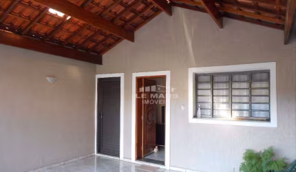 Casa a venda, 2 quartos, 2 vagas, no bairro Parque Olanda l em Piracicaba - SP