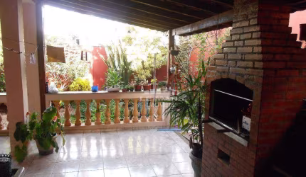 Casa a venda, 3 quartos, 1 vaga, bairro Santa Rosa em Piracicaba - SP