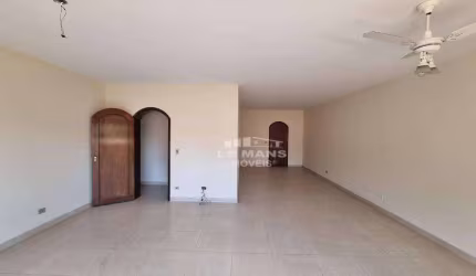 Apartamento a venda no Edifício Jorge Cesar Vargas, 3 quartos, 1 suíte, 1 vaga, no bairro Centro em Piracicaba – SP