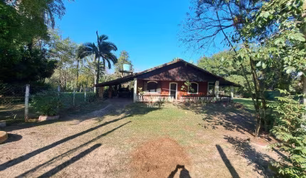 Chácara a venda, 3 quartos, 3 suítes, 14 vagas, no bairro Vertente das Águas em São Pedro - SP