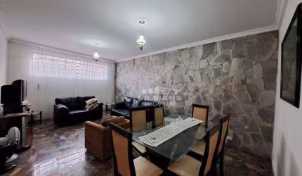 Casa a venda, 4 quartos, 1 suíte, 2 vagas, no bairro São Luiz em Piracicaba - SP