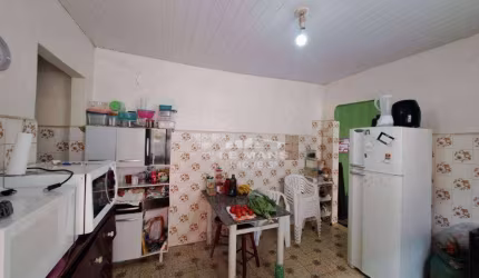 Casa a venda, 1 quarto, 1 vaga, no bairro Vila Rezende em Piracicaba - SP