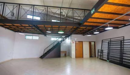 Salão para alugar, no bairro Centro em Piracicaba - SP