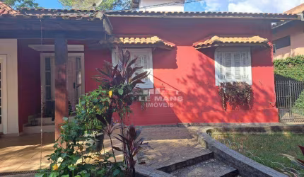 Casa para alugar, 3 quartos, 1 suíte, 3 vagas, no bairro Vila Rezende em Piracicaba - SP
