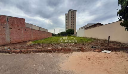 Terreno a venda, no bairro Astúrias em Piracicaba - SP