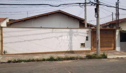 Casa para locação e a venda, 3 quartos, 2 vagas, no bairro Morumbi em Piracicaba  - SP