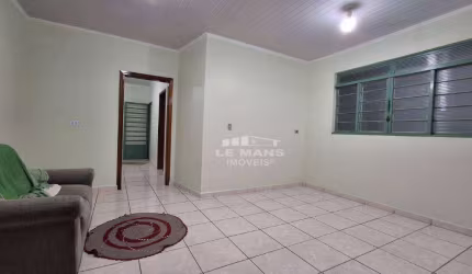 Casa a venda, 4 quartos, 1 vaga, no bairro Alto em Piracicaba - SP