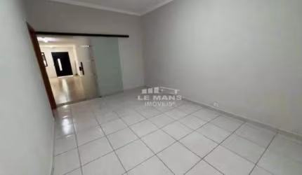 Casa para alugar com vocação comercial, 7 salas, 2 banheiros, no bairro Paulista em Piracicaba - SP