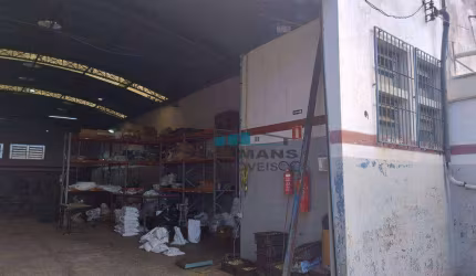 Barracão comercial para alugar no bairro Jardim Califórnia em Piracicaba - SP