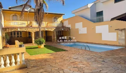 Casa a venda, 3 quartos, 1 suíte, 4 vagas, no bairro Parque Santa Cecília em Piracicaba - SP