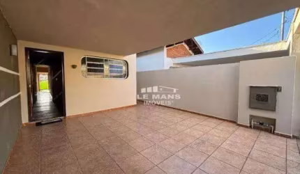 Casa para alugar, 2 quartos, 1 suíte, 2 vagas, no bairro Vila Rezende em Piracicaba - SP