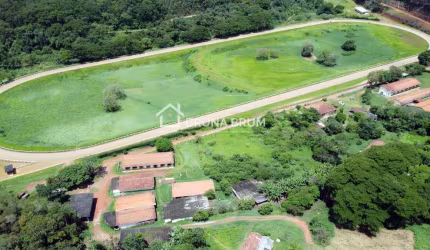 Haras para Venda em Teresópolis, Serra do Capim, 2 dormitórios, 1 suíte, 3 banheiros, 2 vagas