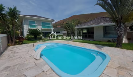 Casa Alto Padrão para Venda em Teresópolis, Prata, 4 dormitórios, 4 suítes, 2 banheiros, 2 vagas