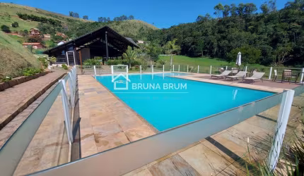 Casa em Condomínio para Venda em Teresópolis, Sebastiana, 3 dormitórios, 2 suítes, 2 banheiros, 2 vagas