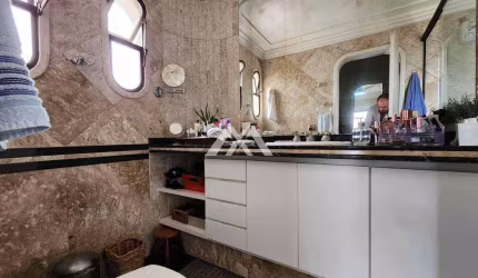 Apartamento com 3 dormitórios à venda por R$680.000 - Barbosa - Marilia/SP