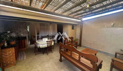 Casa com 2 dormitórios à venda por R$430.000 - Jardim Esmeralda - Marilia/SP