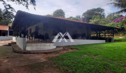 Chácara com 4 dormitórios à venda por R$800.000 - Jardim Universitario - Marilia/SP