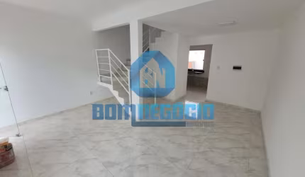 Casa duplex com 2 dormitórios à venda, CARAVELAS, GOVERNADOR VALADARES - MG