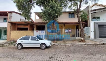 Casa à venda no bairro, GRÃ-DUQUESA, GOVERNADOR VALADARES - MG