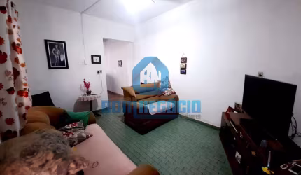 CASA BAIXA , PARCELAMENTO PRÓPRIO , ÓTIMA LOCALIDADE , TRÊS QUARTOS
