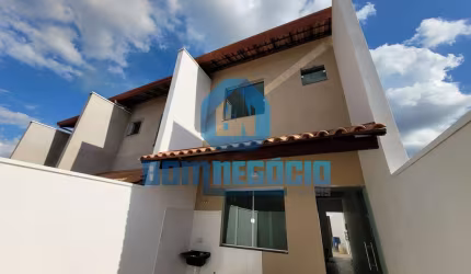 Casa com 2 dormitórios e quintal à venda, NO BAIRRO VALE DO SOL II, GOVERNADOR VALADARES - MG