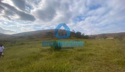 Sítio com 11 alqueires à venda, Zona Rural, Governador Valadares Periquito - MG