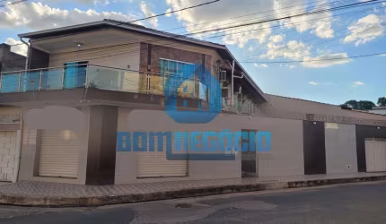 Casa e dois pontos comerciais à venda, JARDIM JK, GOVERNADOR VALADARES - MG