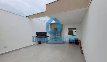Casa com 2 quartos, 2 banheiros e área gourmet à venda, PARQUE OLIMPICO 2, GOVERNADOR VALADARES - MG