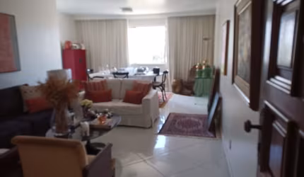 Apartamento 3 quartos na Barra Vista mar