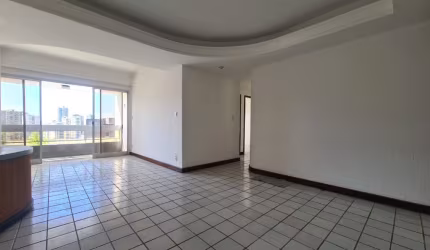 Apartamento à venda 3 quartos na Graça