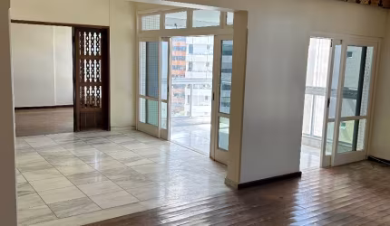 Apartamento à venda 4 quartos na Graça
