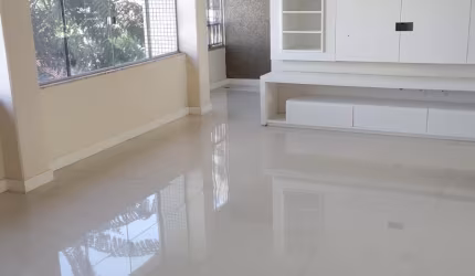 Apartamento à venda 3 quartos na Graça
