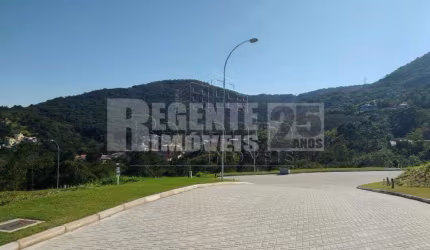 Terreno loteamento fechado à venda no bairro Itacorubi em Florianópolis