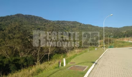 Terreno à venda em loteamento fechado no Itacorubi