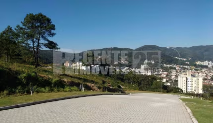 Terreno à venda em loteamento fechado no Itacorubi