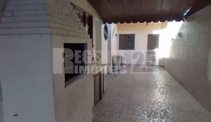 Casa a venda no bairro trindade em Florianópolis.