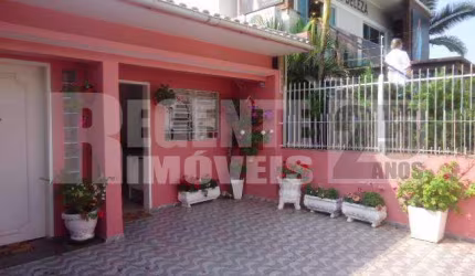 Casa à venda no bairro Estreito em Florianópolis.