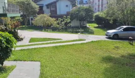 Terreno à venda no bairro Trindade em Florianópolis