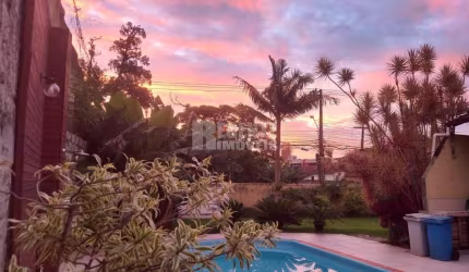 Casa à venda no bairro Saco Grande em Florianópolis