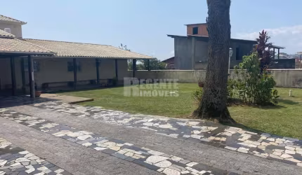 Casa à venda no bairro Forquilhas em São José