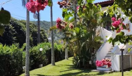 Casa a venda na Praia Brava Florainopolis sc