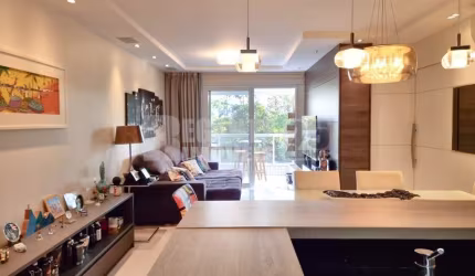 Apartamento Encantador com Vista para o Verde e Sol da Tarde no Itacorubi, Florianópolis