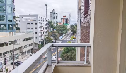 Apartamento a venda na Agronômica