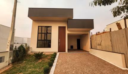Imóvel Exclusivo: Casa em Condomínio à Venda em Paulínia-SP, na Vila Monte Alegre, com 3 Quartos, 1 Suíte, 2 Salas, 2 Banheiros, 4 Vagas de Garagem e 139m².