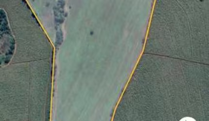 12 Alqueires terra vermelha, ótimo para plantio de grama, bom de água fácil acesso 16 km de Itapetininga, planta aproximadamente 10 Alqueires...